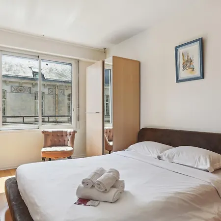 Bnbnova - 1br With Balcony - Trocadero & Arc De Triomphe Διαμέρισμα Παρίσι