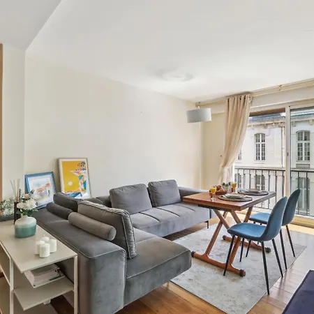 Διαμέρισμα Bnbnova - 1br With Balcony - Trocadero & Arc De Triomphe Παρίσι