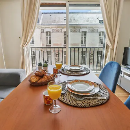 Bnbnova - 1br With Balcony - Trocadero & Arc De Triomphe Διαμέρισμα Παρίσι
